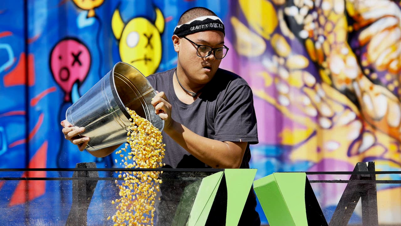 Big Brother 13-12