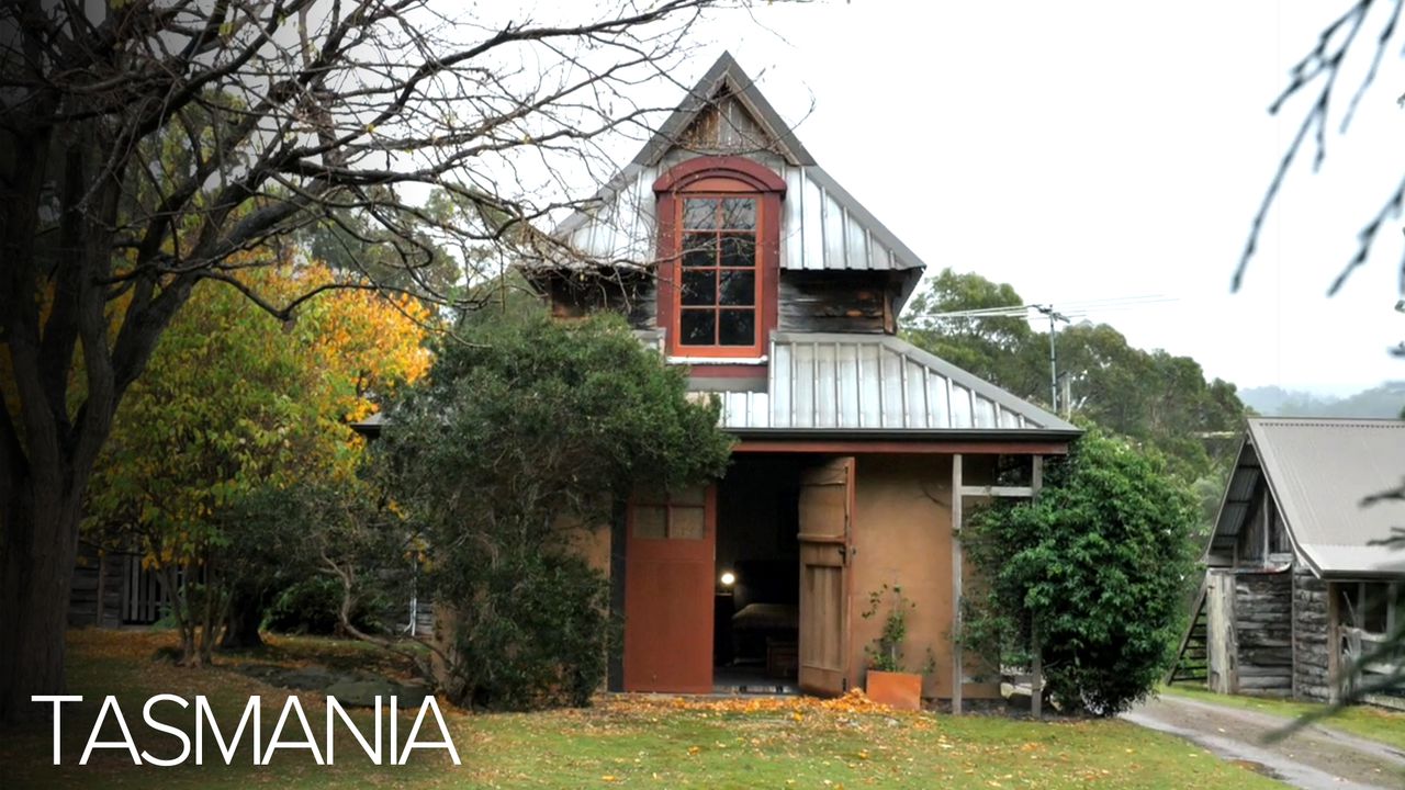 Country House Hunters 2-3
