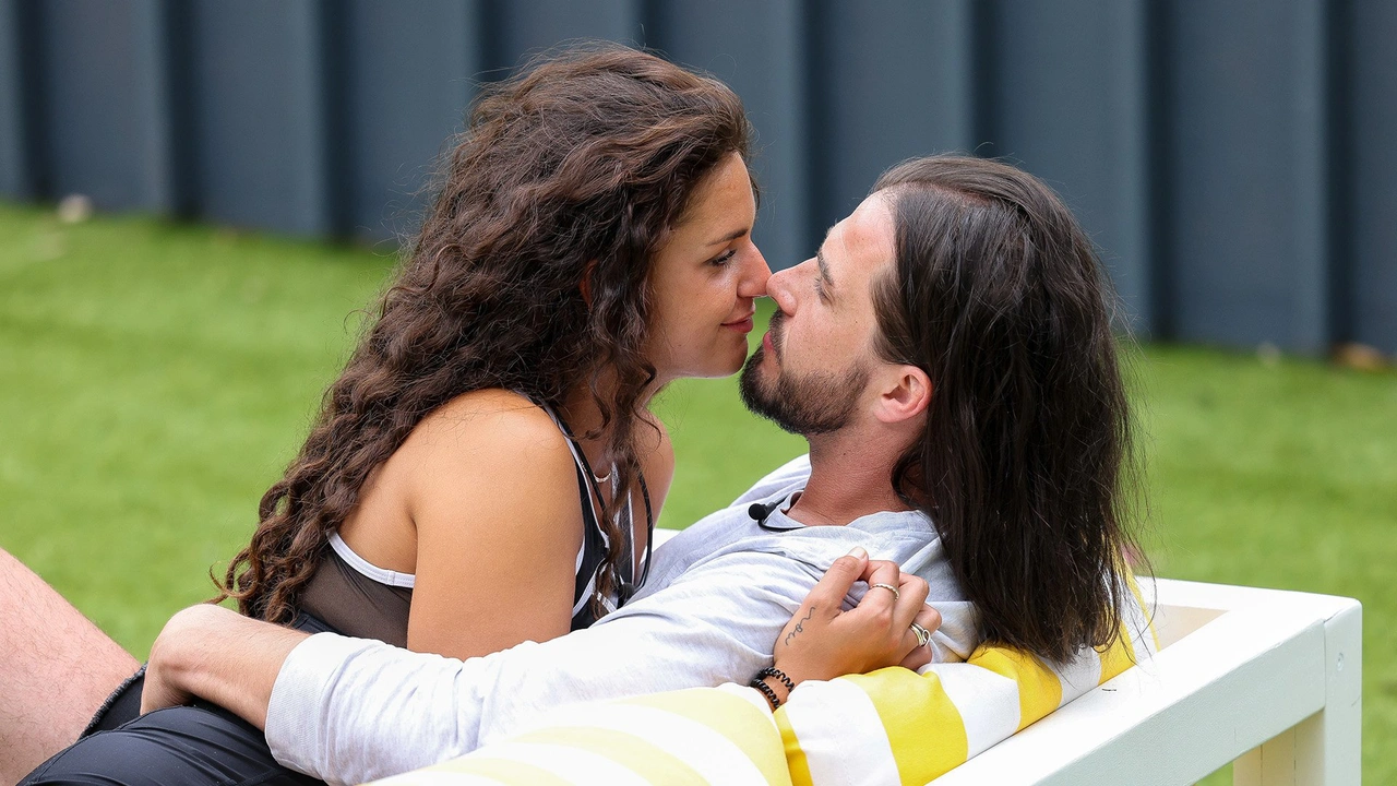 Big Brother 14-9