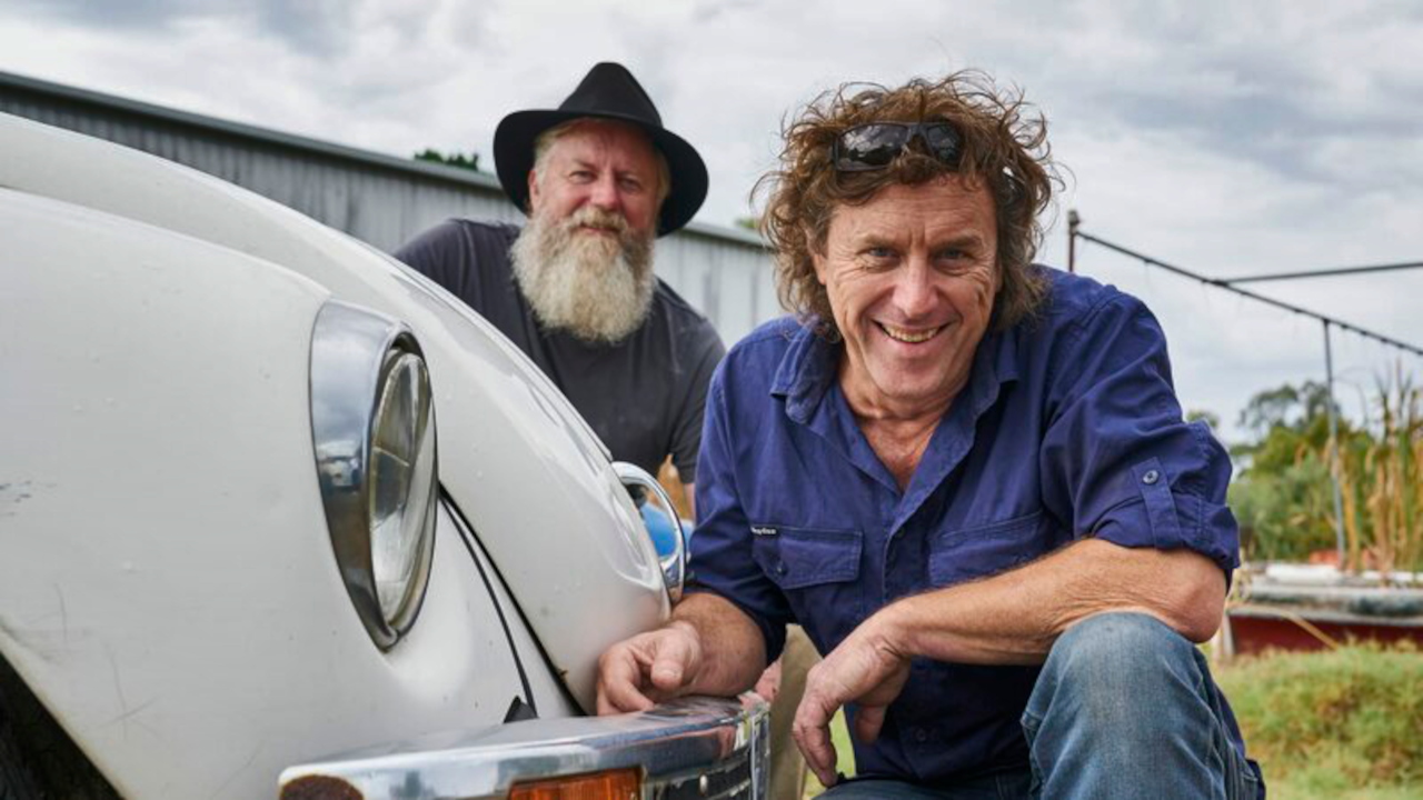 Outback Car Hunters 1-2