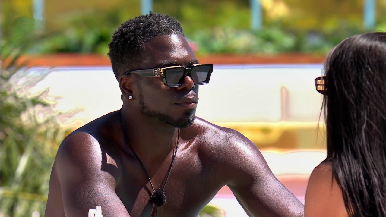 Love Island 2-10