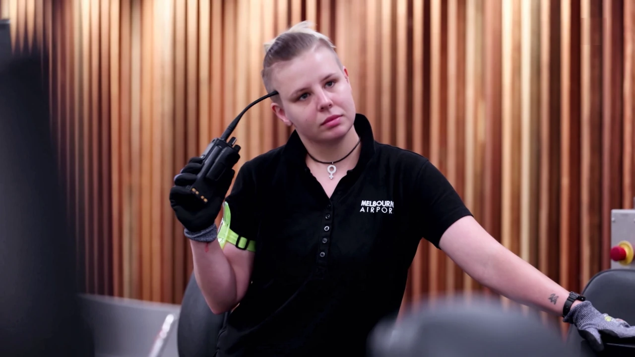 Airport 24/7 S01E08