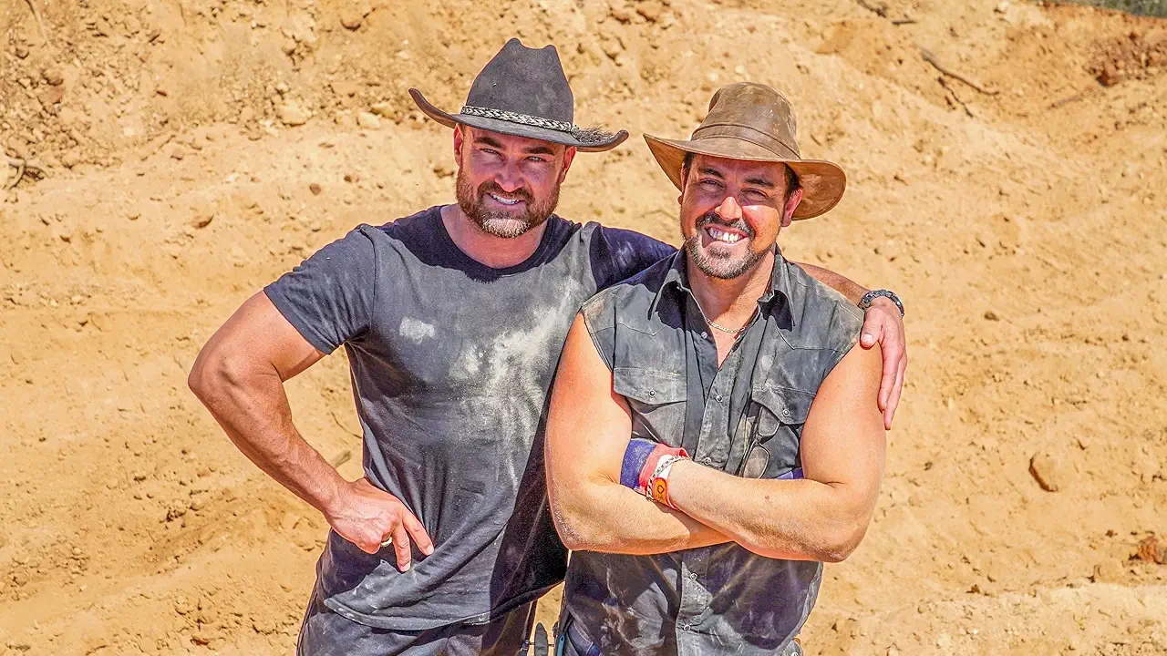 Outback Opal Hunters 14-10