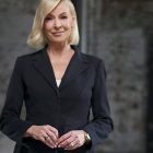 under.invest liz alt